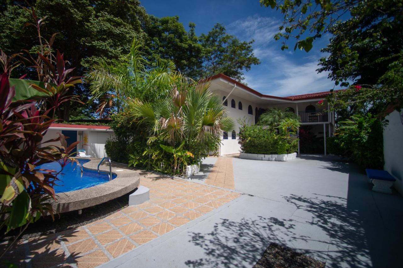La Perlita Bed and Breakfast Jacó Εξωτερικό φωτογραφία