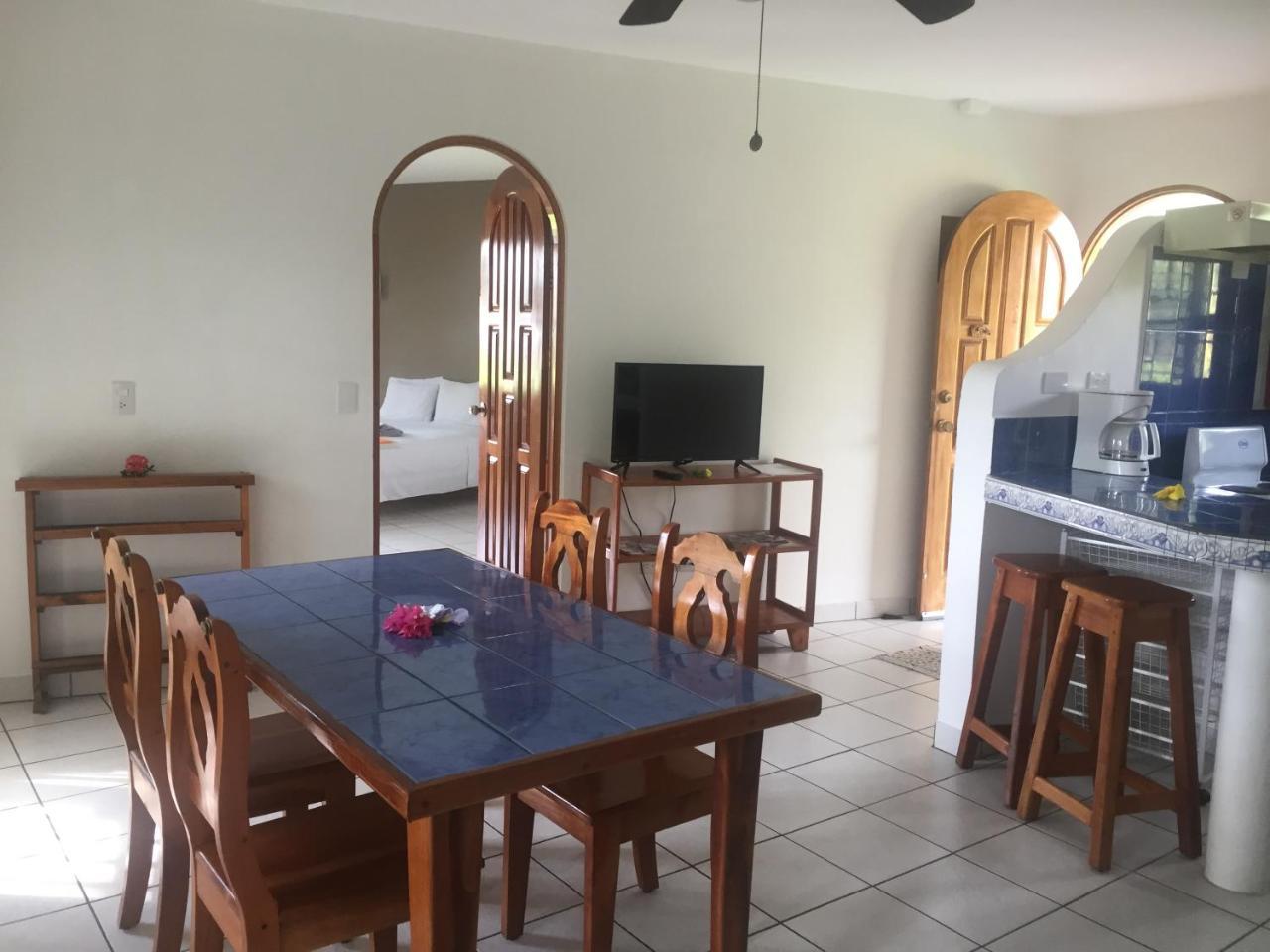 La Perlita Bed and Breakfast Jacó Εξωτερικό φωτογραφία