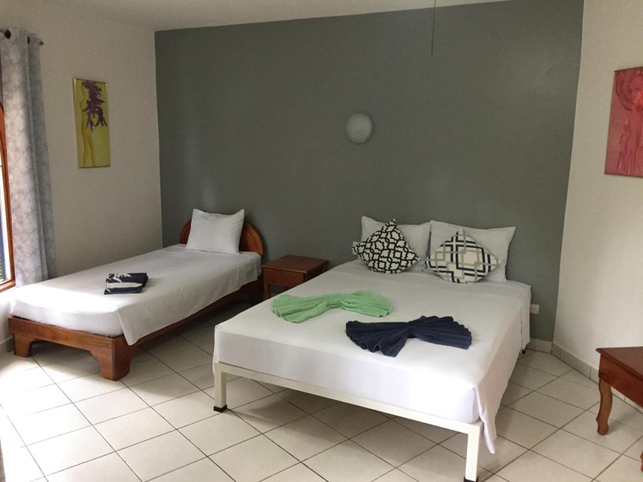 La Perlita Bed and Breakfast Jacó Εξωτερικό φωτογραφία