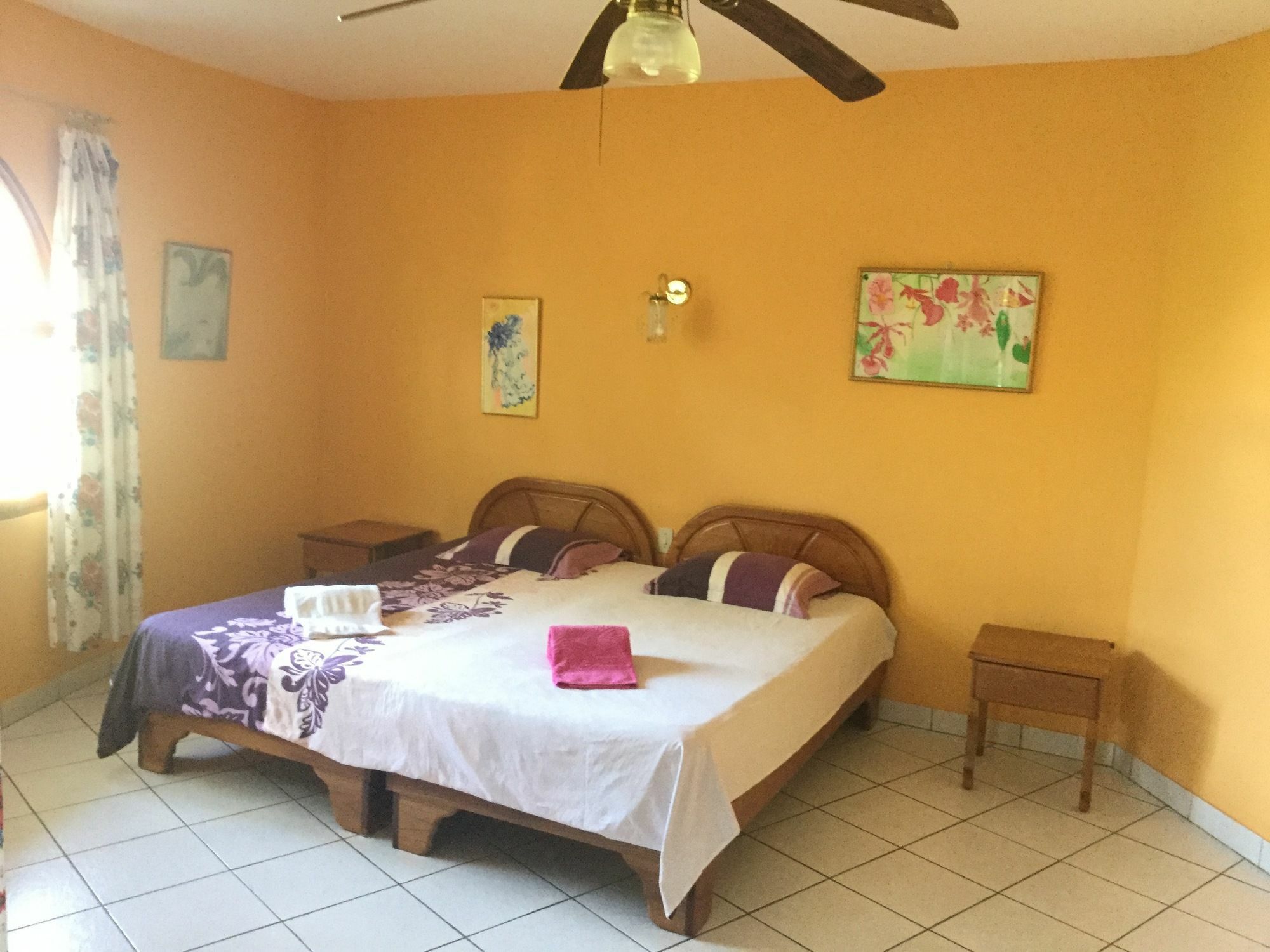 La Perlita Bed and Breakfast Jacó Εξωτερικό φωτογραφία
