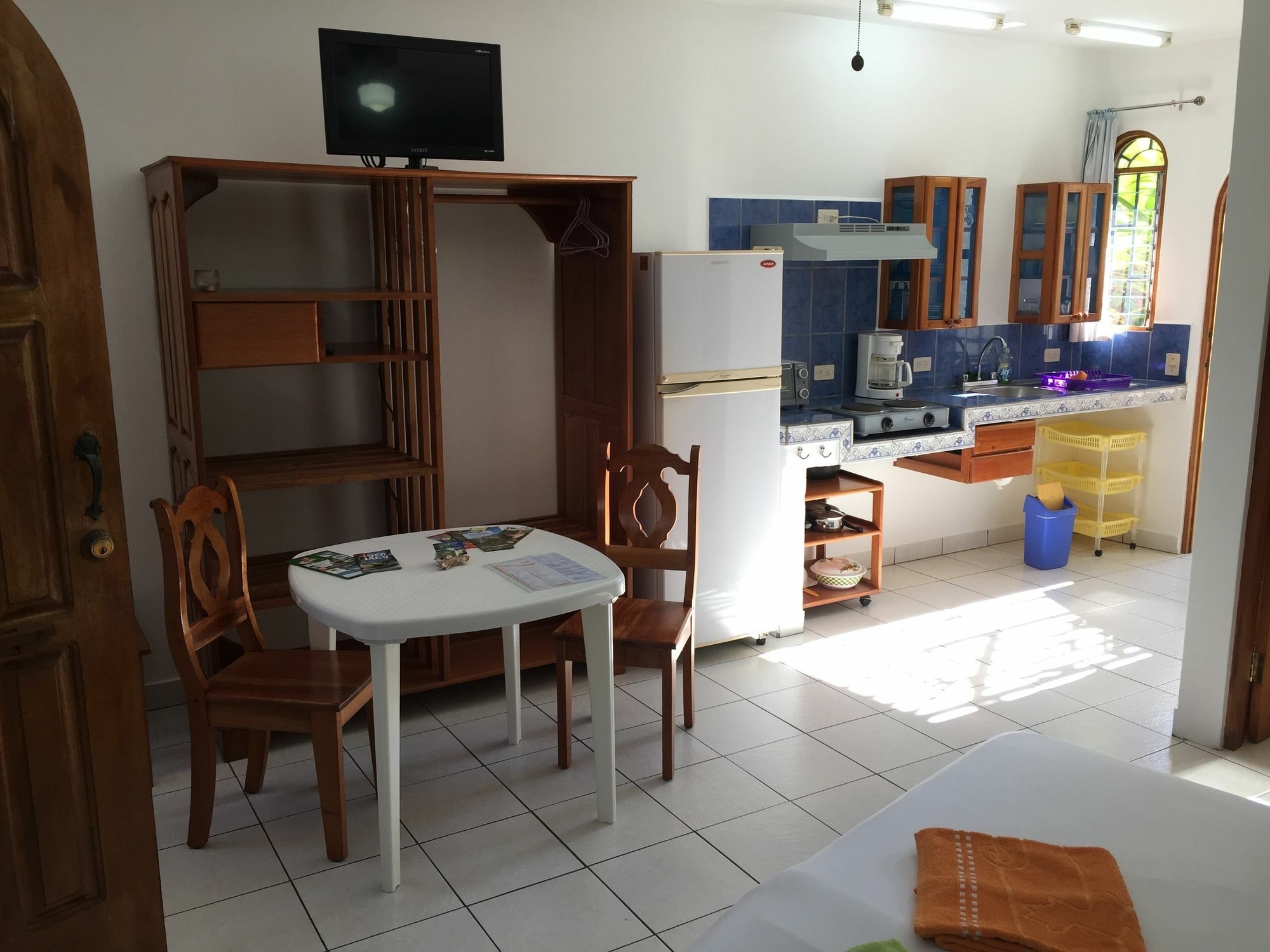 La Perlita Bed and Breakfast Jacó Εξωτερικό φωτογραφία